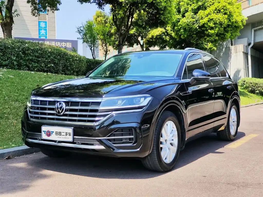 VOLKSWAGEN TOUAREG 2021