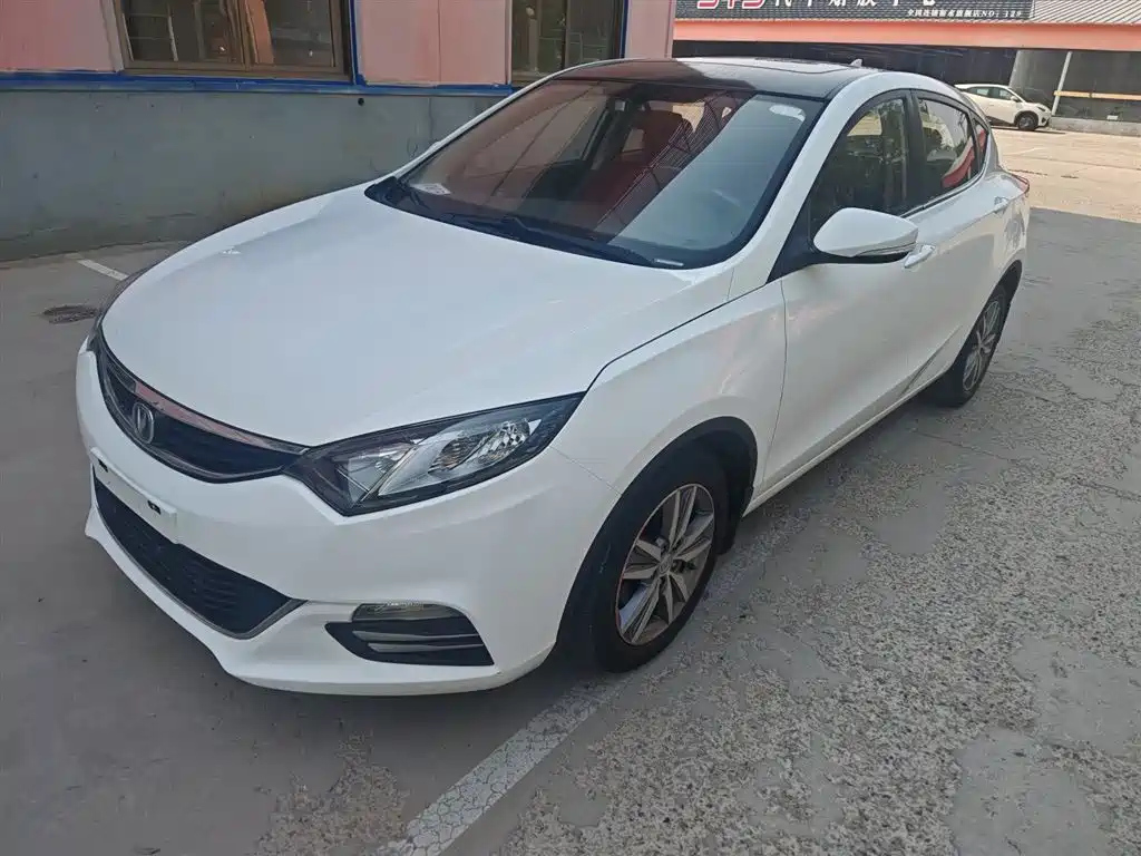 CHANGAN EADO XT 2015