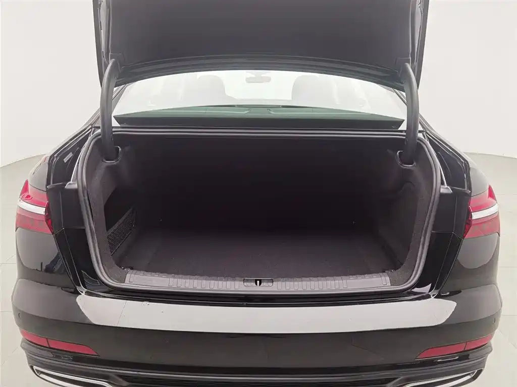 AUDI A6L 2021