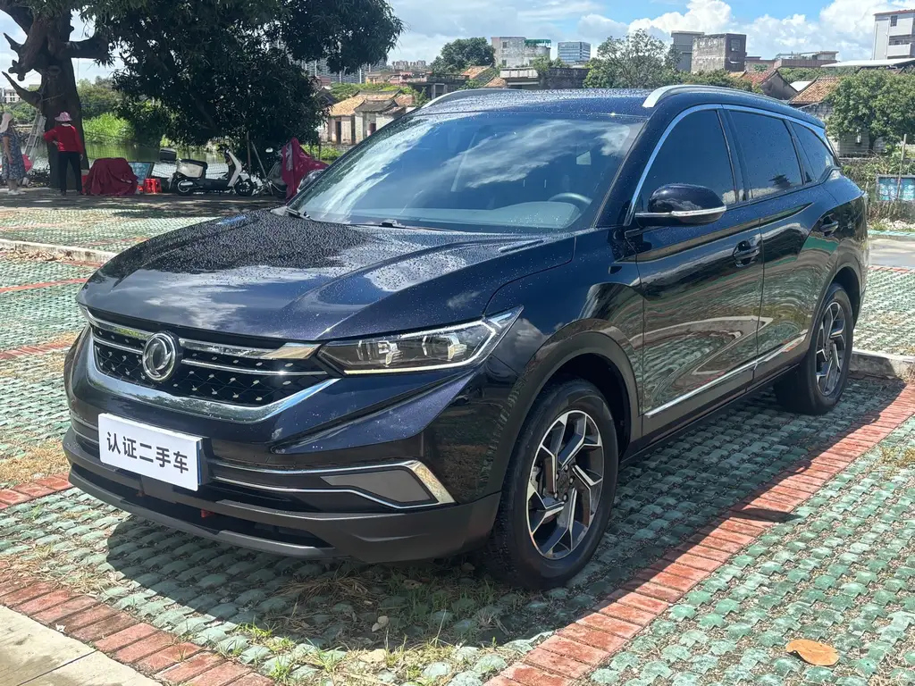 DONGFENG AEOLUS AX7