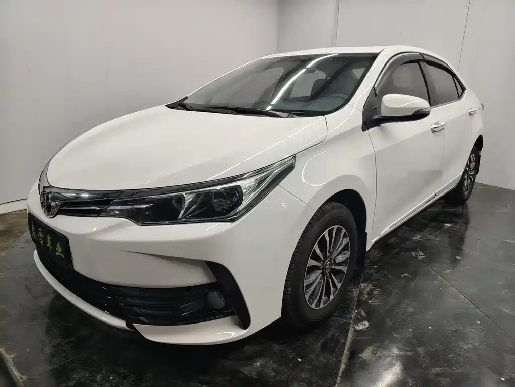 TOYOTA COROLLA 2017