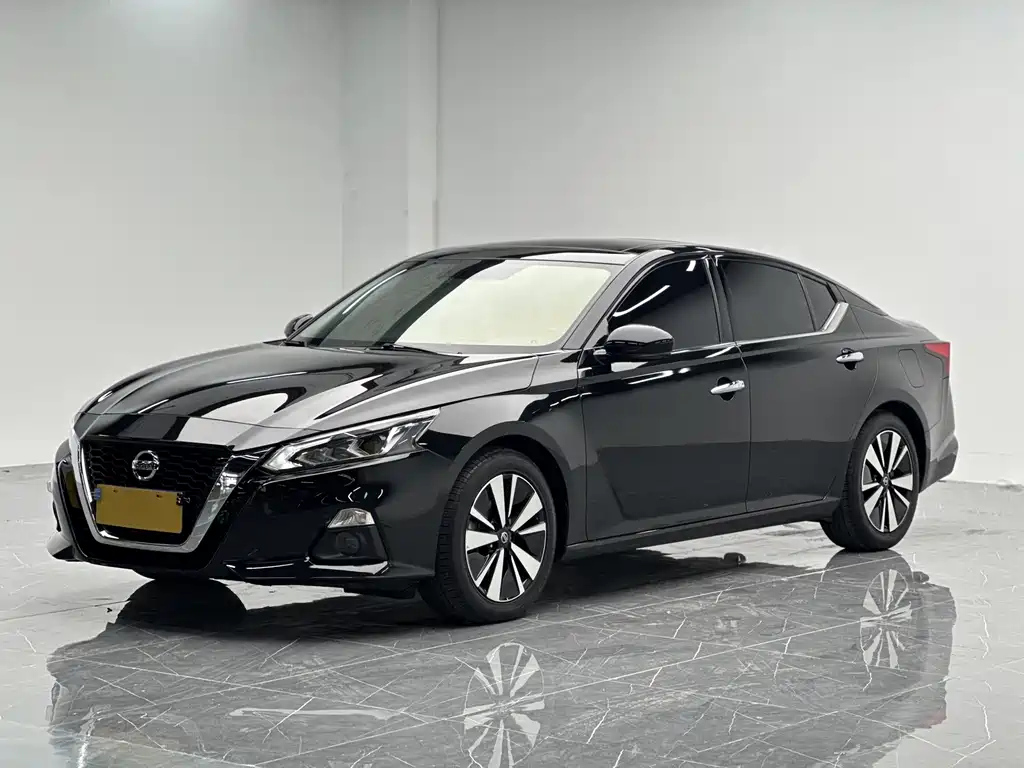 NISSAN TEANA 2021