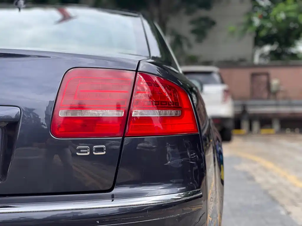 AUDI A8 2009
