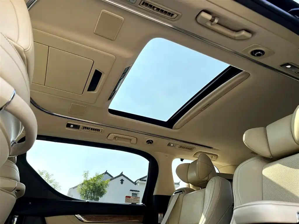 TOYOTA ALPHARD 2017