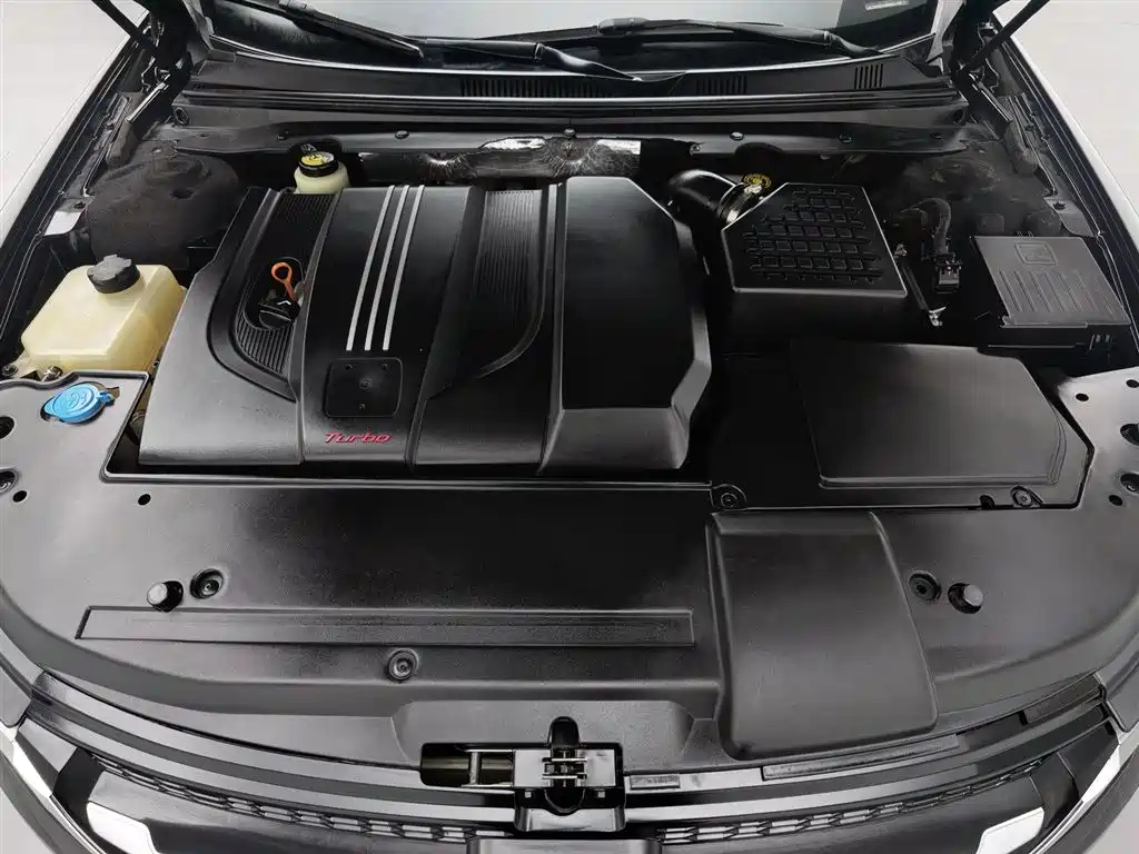 ZOTYE Z700 2016