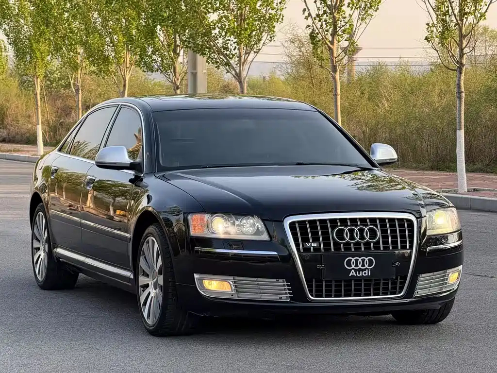 AUDI A8 2010