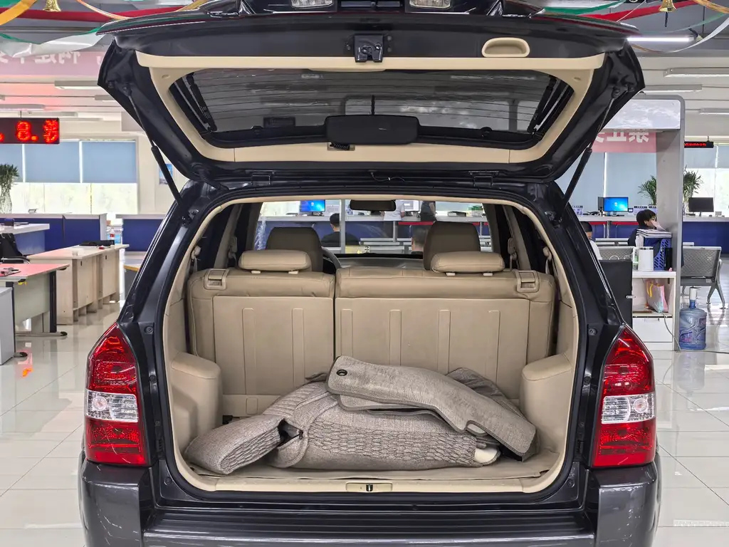 HYUNDAI TUCSON 2009