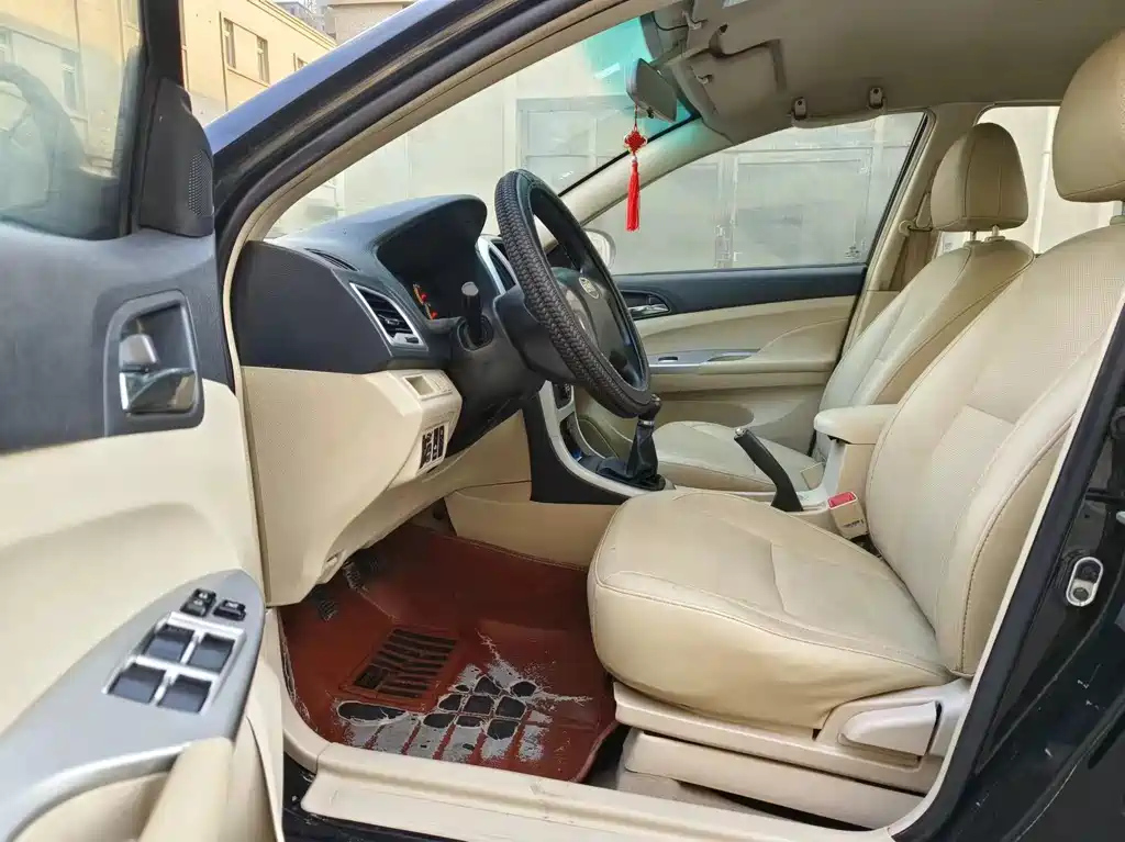 BYD F3 2015