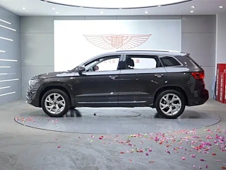 Заказать JETTA VS7