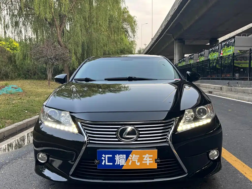 LEXUS ES 2014