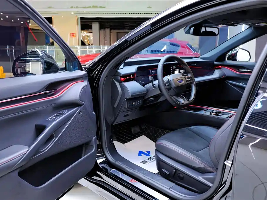 FORD MONDEO 2024
