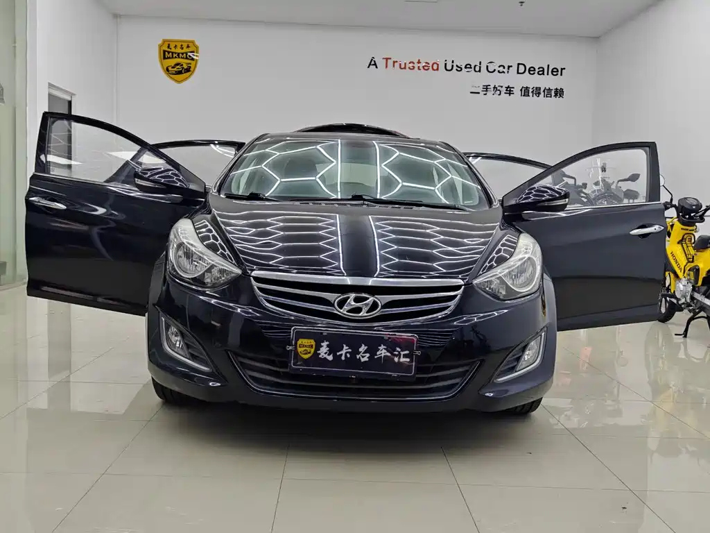 HYUNDAI ELANTRA 2013
