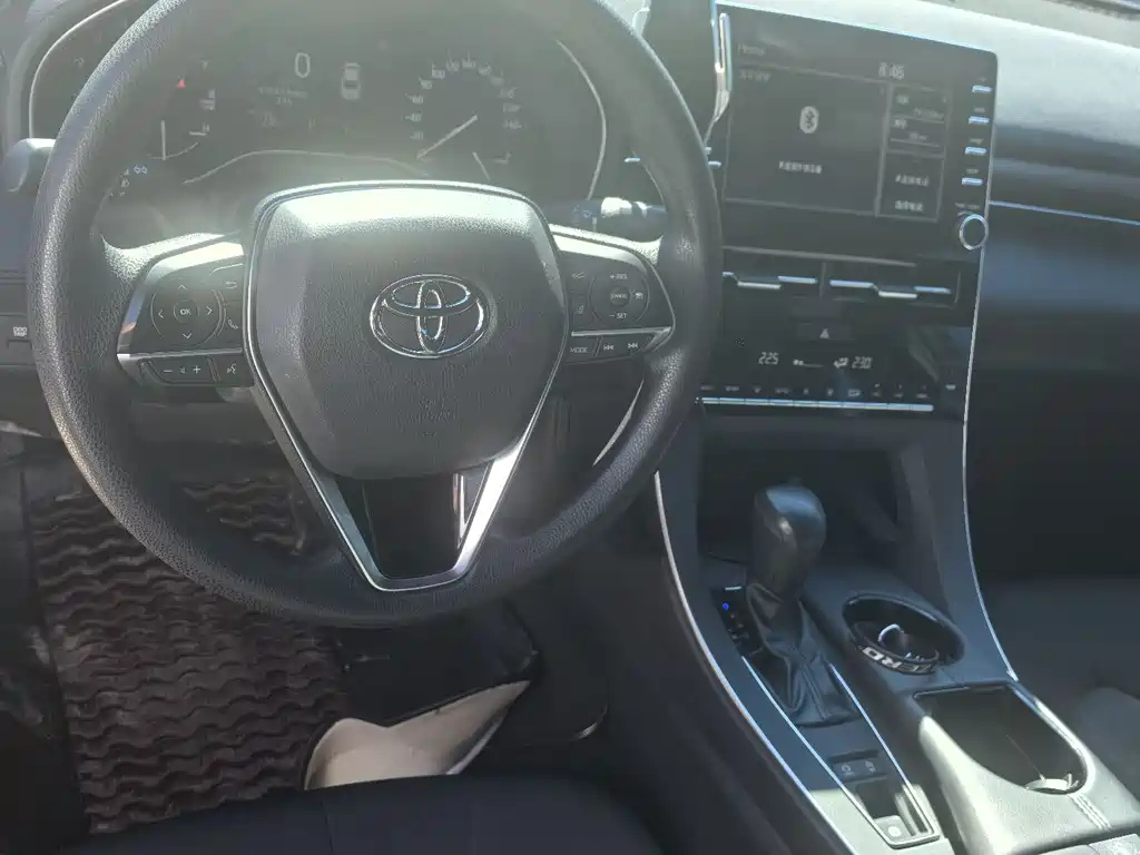 TOYOTA AVALON 2019