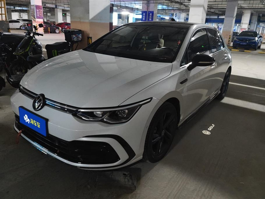 VOLKSWAGEN GOLF 2021