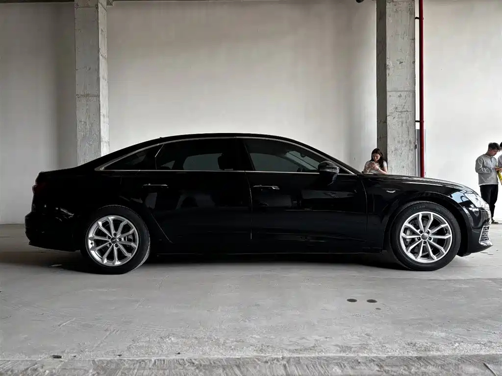 AUDI A6L 2020