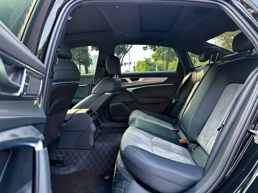 AUDI A6L 2024