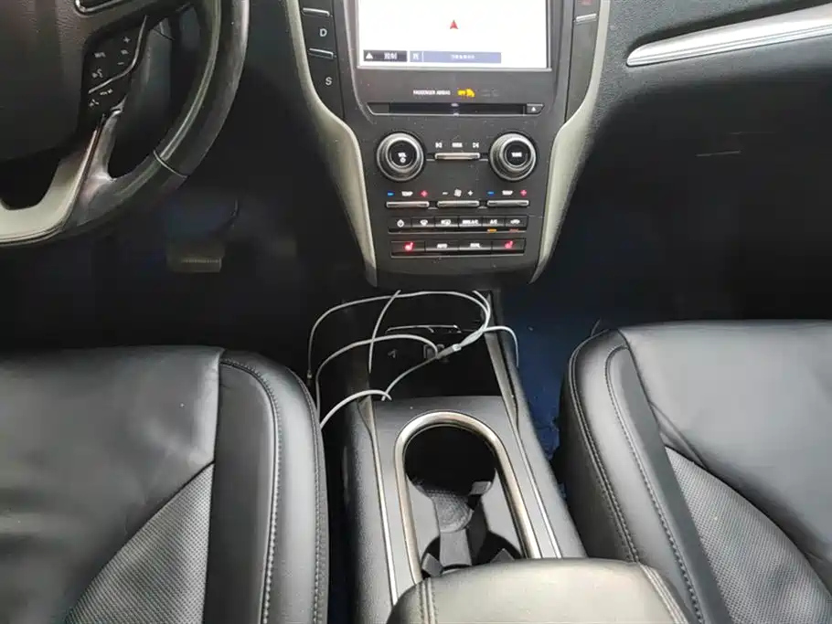 LINCOLN MKC 2018