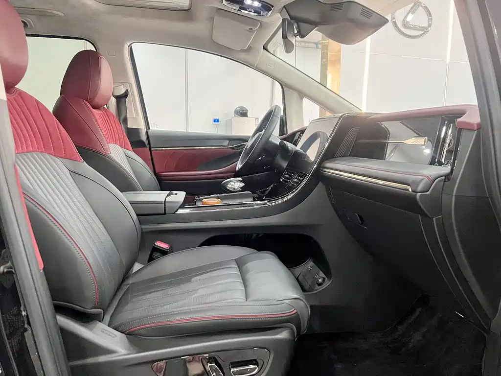 TRUMPCHI E9 2023