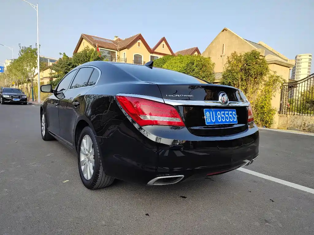 BUICK LACROSSE 2015