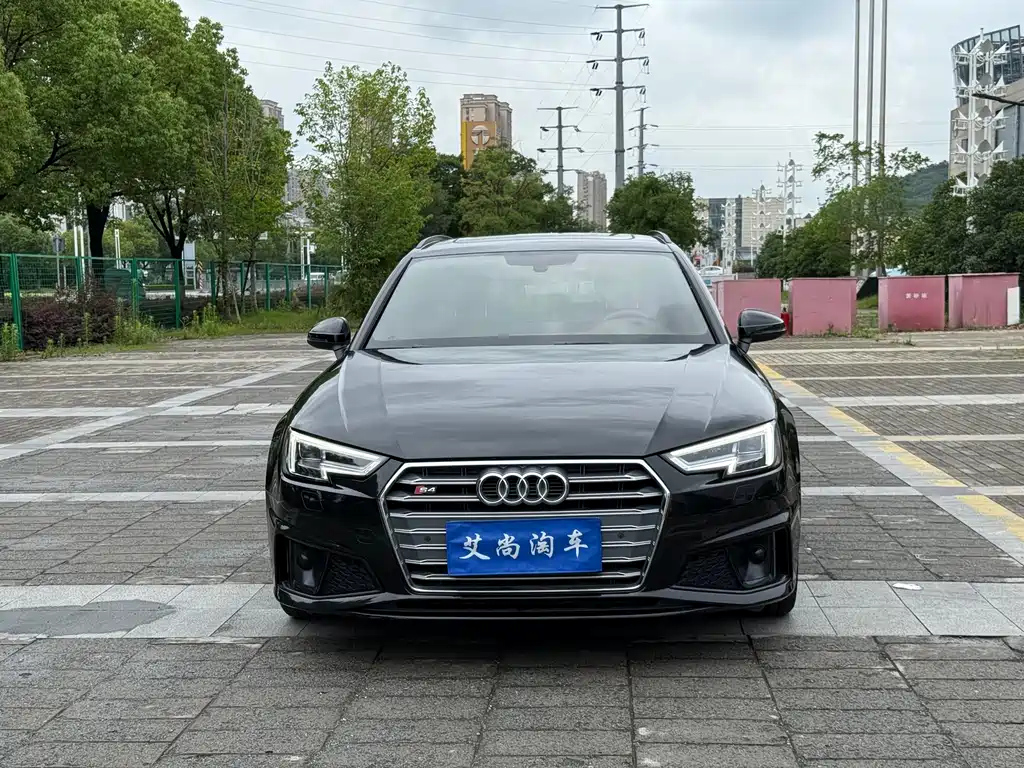 AUDI A4 IMPORT 2020
