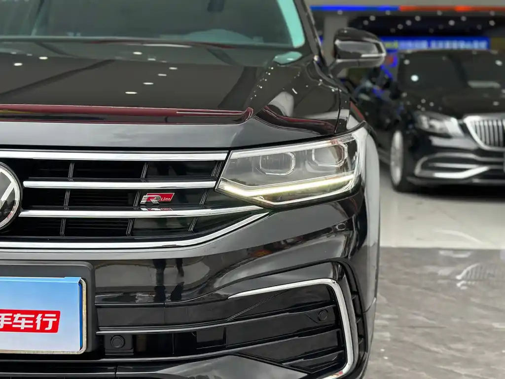 VOLKSWAGEN TIGUAN L 2022