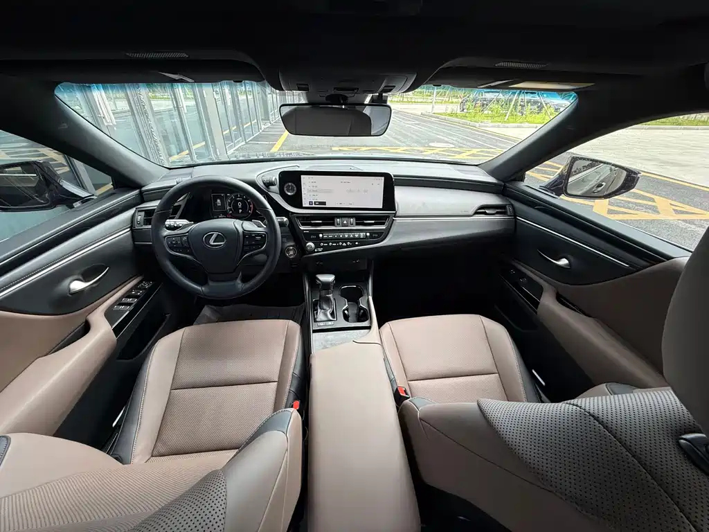 LEXUS ES 2022