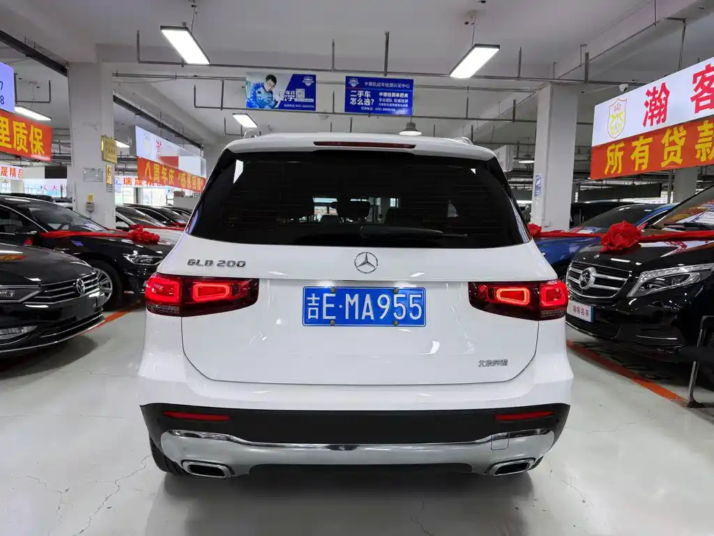 MERCEDES BENZ GLB 2021