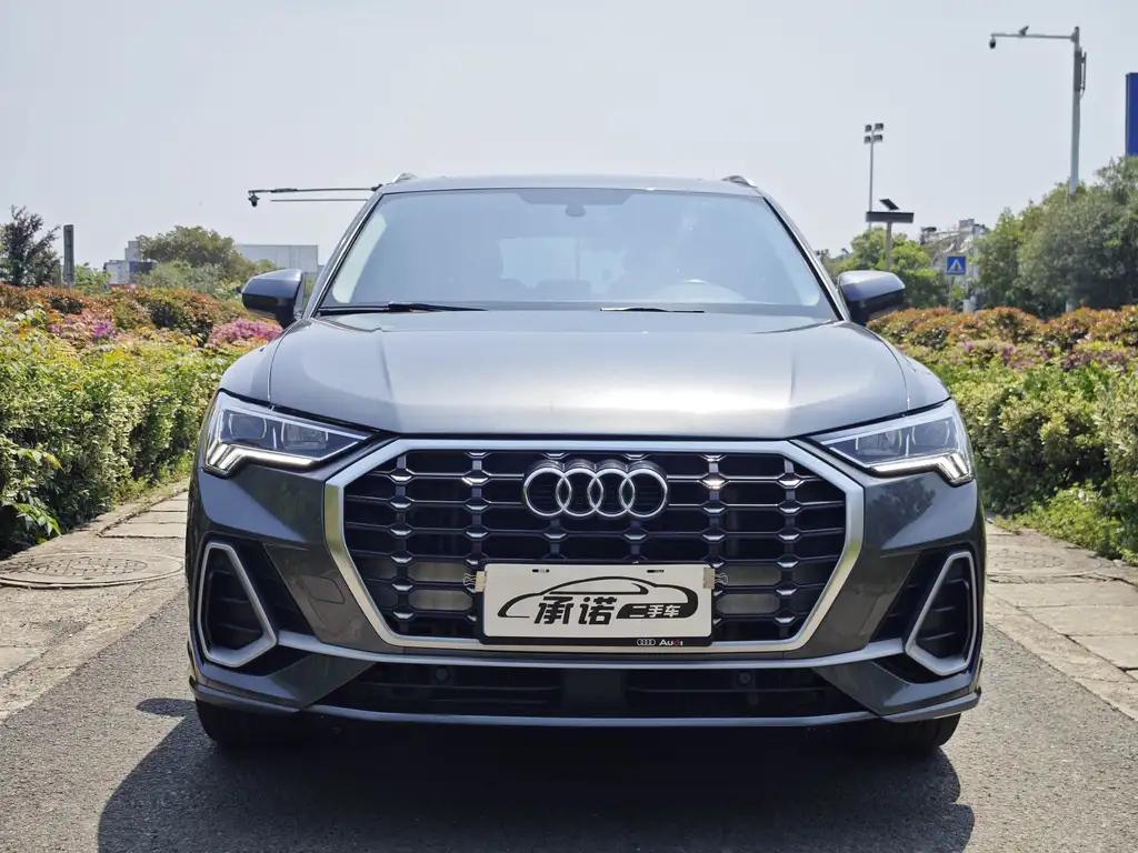 AUDI Q3 2020