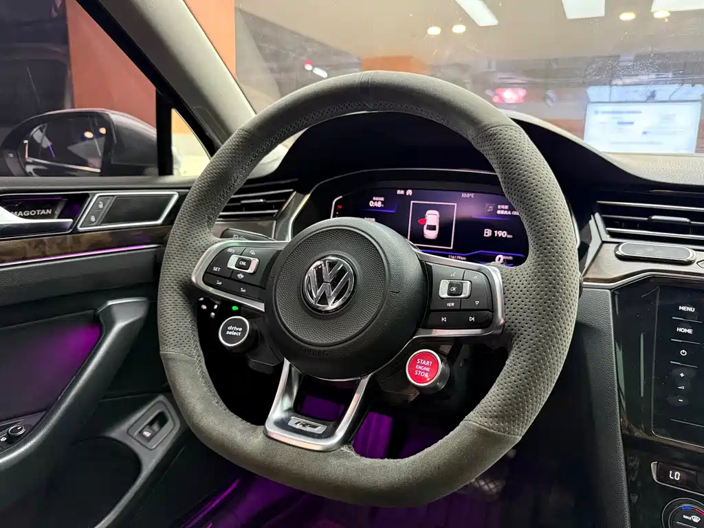 VOLKSWAGEN MAGOTAN 2018