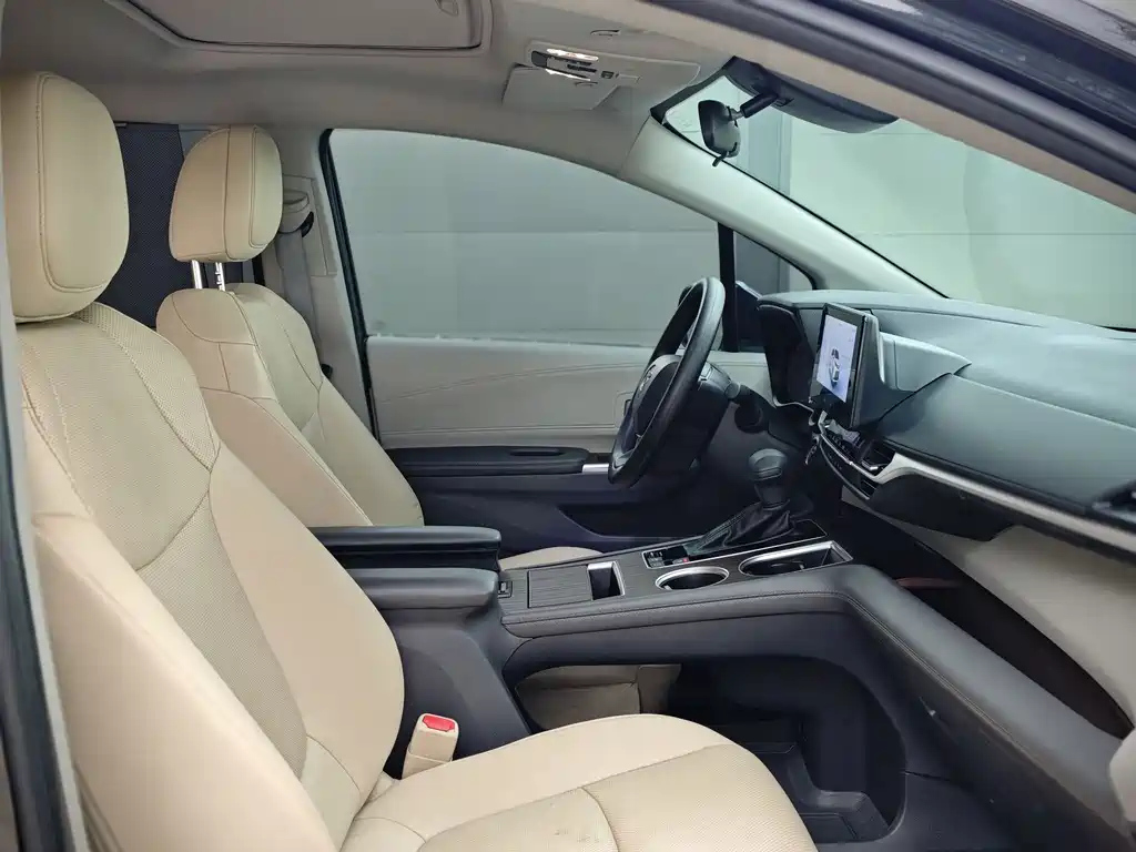 TOYOTA SIENNA SIENNA 2024