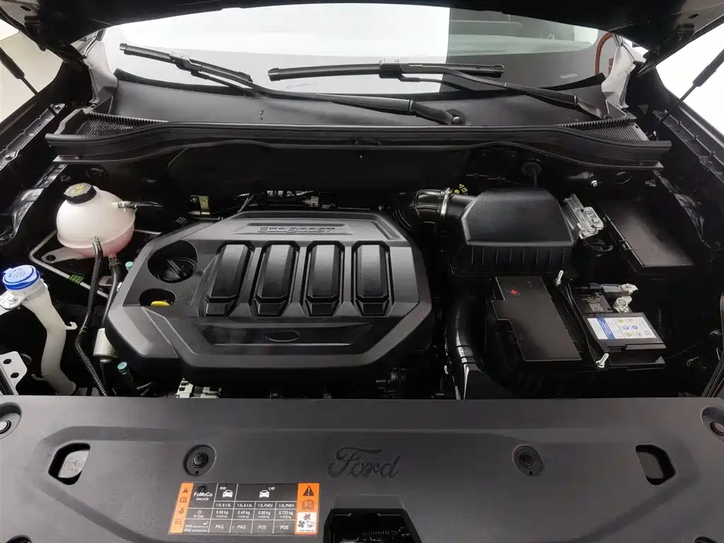 FORD EQUATOR SPORT 2025