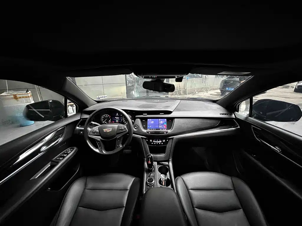 CADILLAC XT5 2022
