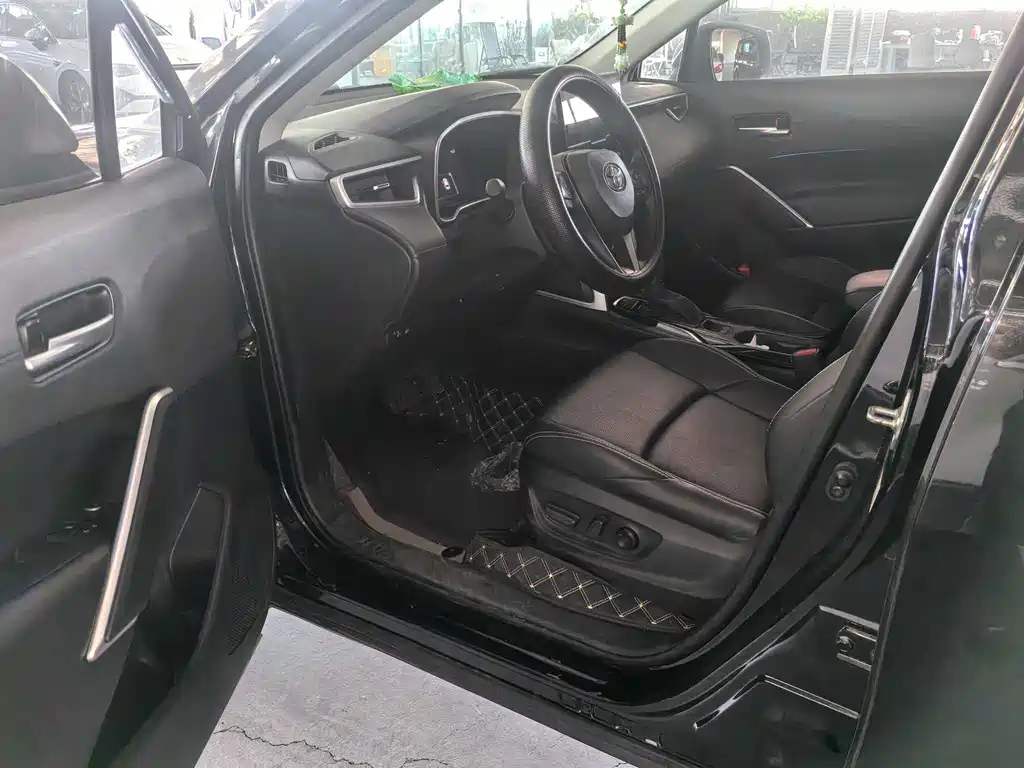 TOYOTA FRONTLANDER 2024