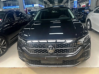VOLKSWAGEN PASSAT 2024