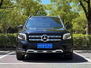 MERCEDES BENZ GLB 2023
