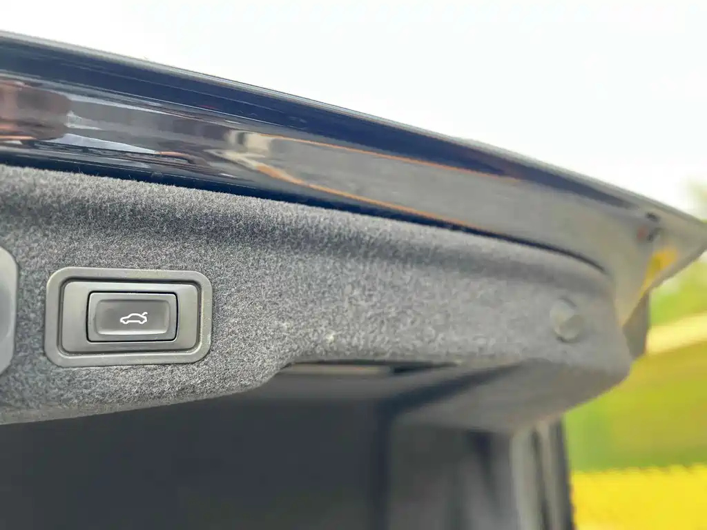 AUDI A8 2014