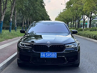 BMW M5  2021