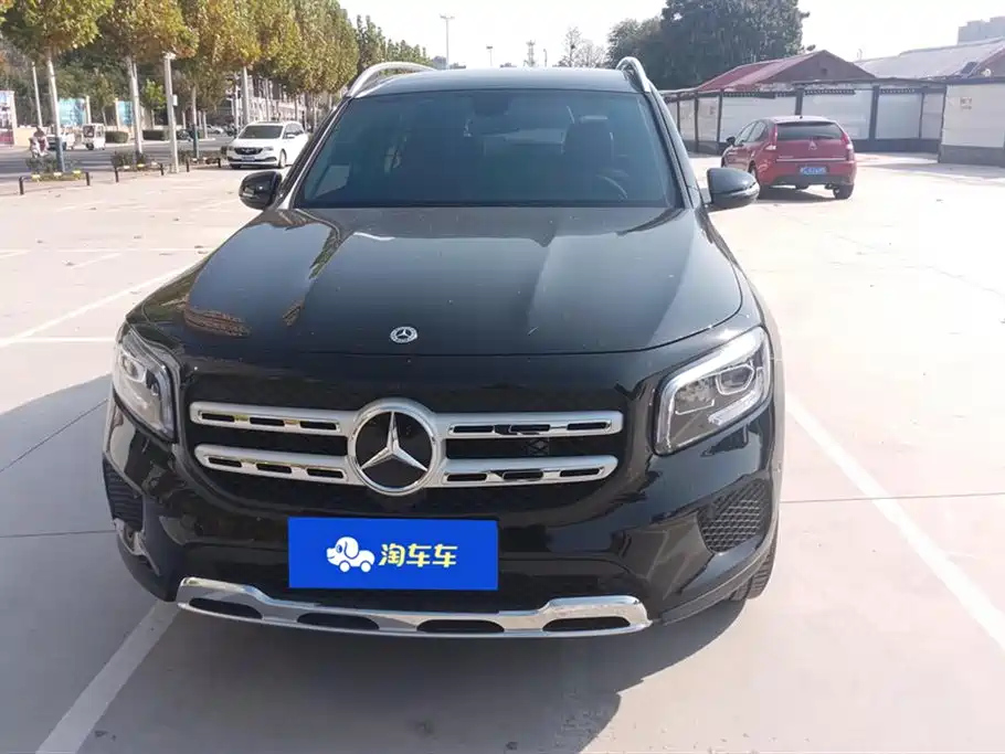 MERCEDES BENZ GLB 2023