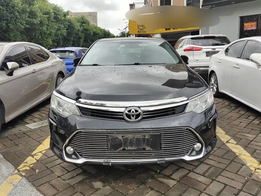 TOYOTA CAMRY 2016
