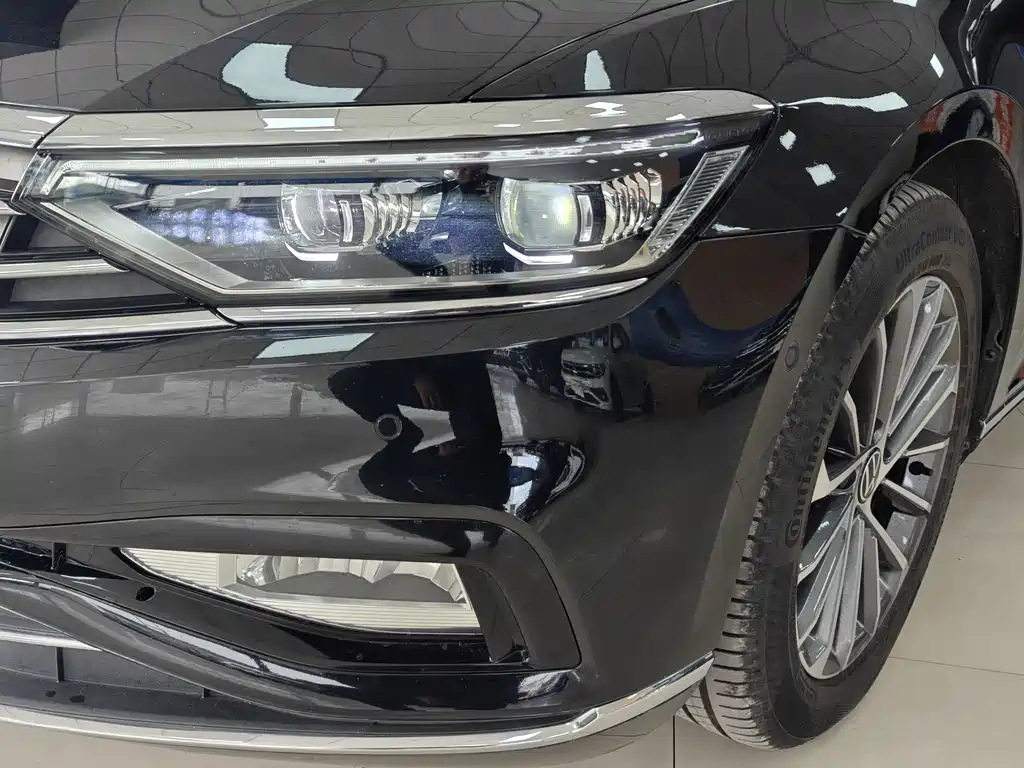 VOLKSWAGEN MAGOTAN 2022