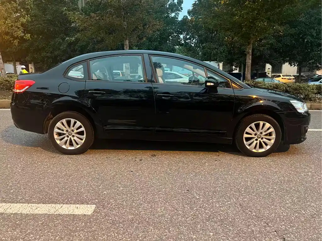 CITROEN C-QUATRE 2014