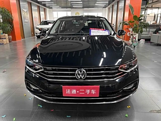 VOLKSWAGEN MAGOTAN 2022
