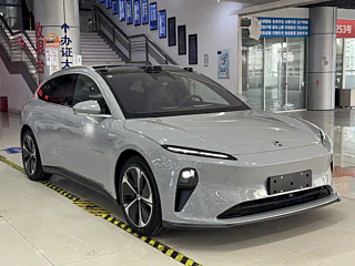 NIO ET5T  2024 YEAR 75KWH TOURING 2024