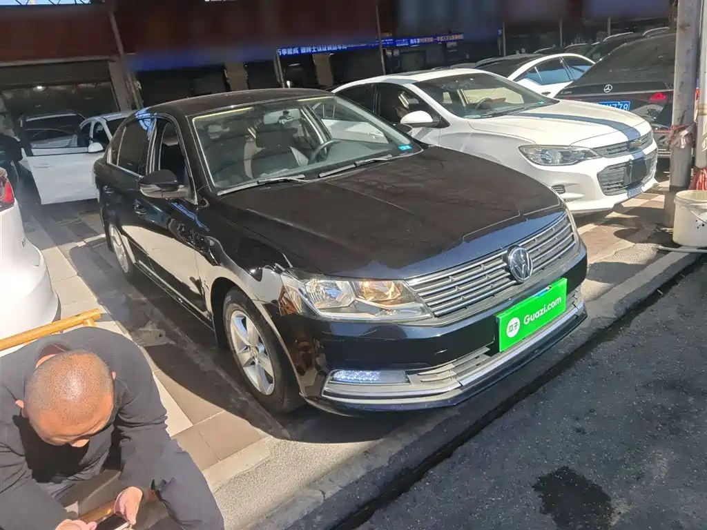 VOLKSWAGEN LAVIDA 2016