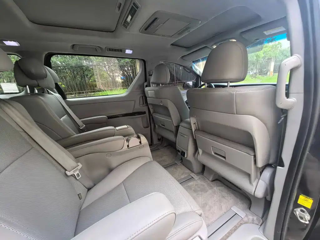 JAC REFINE M6 2018