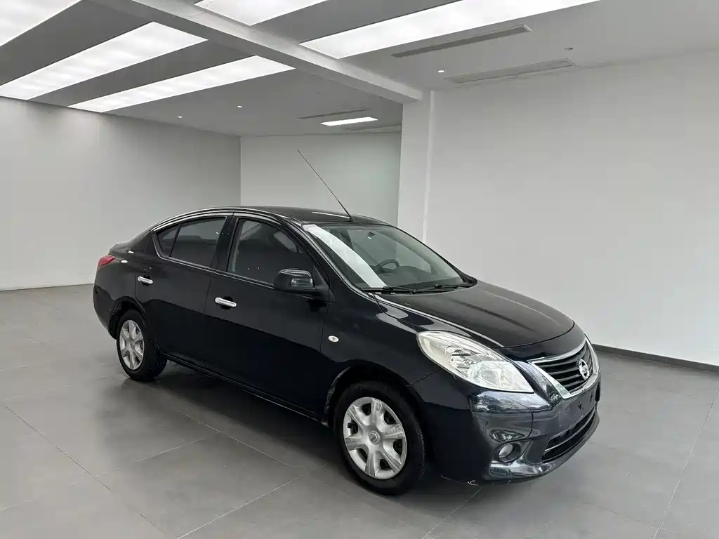 NISSAN SUNNY 2011