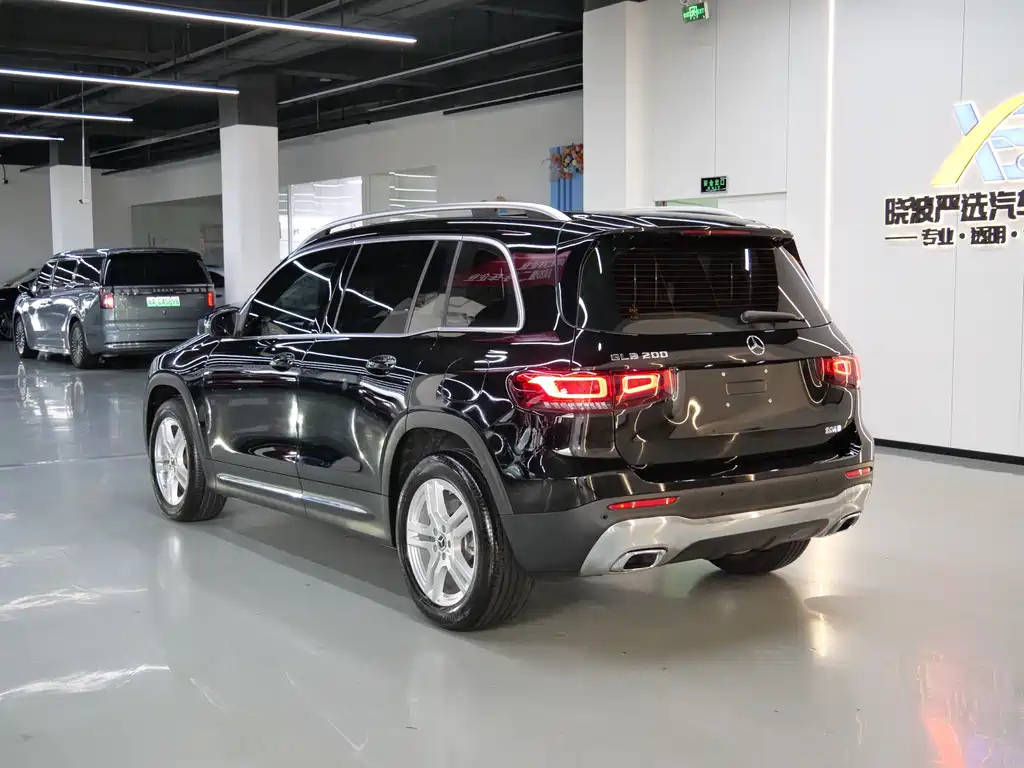 MERCEDES BENZ GLB 2022