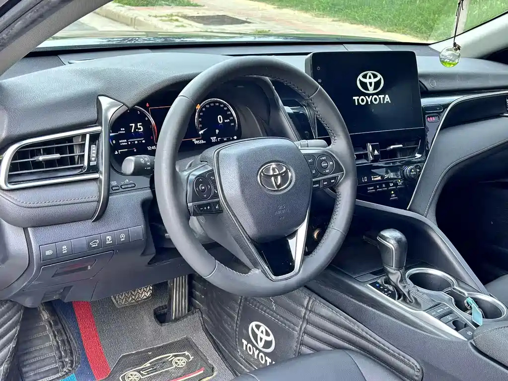 TOYOTA CAMRY 2022