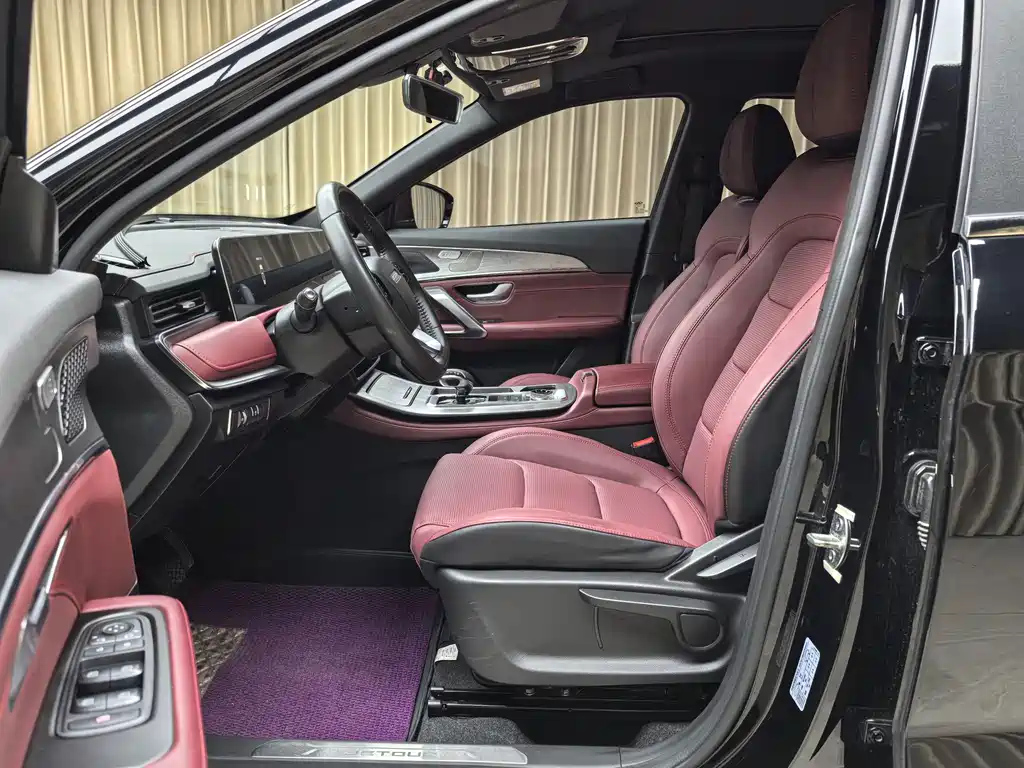 JETOUR X70 PLUS 2024