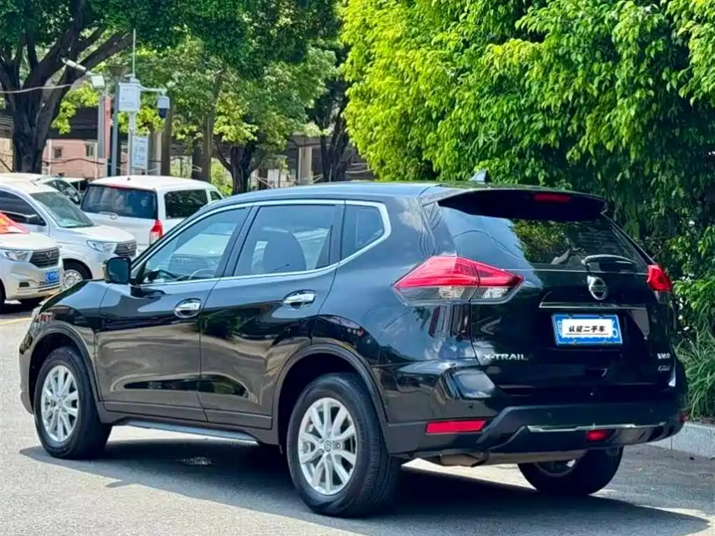 NISSAN X-TRAIL 2017
